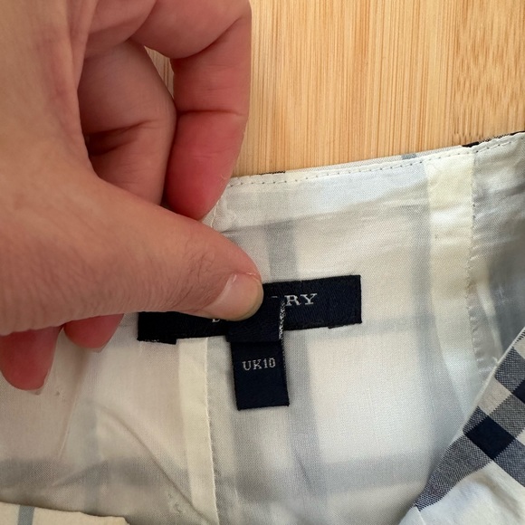 Burberry skirt - Picture 4 of 4